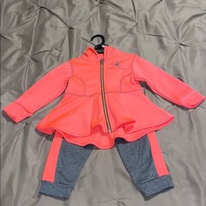 (Brand new) Girl🎀toddler warmup with a hoodie